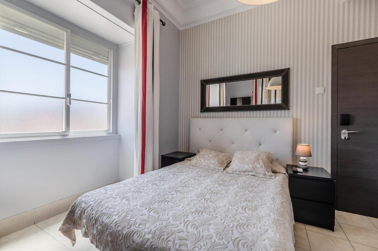 V Dinastia Hotel Lisbon Luaran gambar